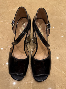 Marc Jacobs размер 40 (5 фото из 9)