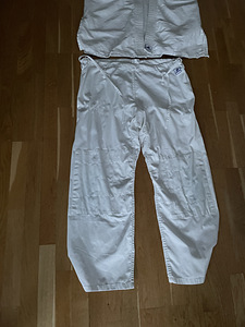 Кимоно айкидо ADIDAS A500 180 см (3 фото из 3)