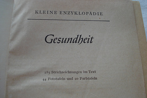 Meditsiiniline entsüklopeedia (väike, saksa keeles) (7 foto / 7)