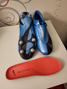 Kollektsionääridele NIKE MERCURIAL (4 foto / 5)