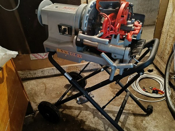 Ridgid Compact 300 Резьбонарезной станок.
