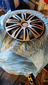 Hankook winter i*pike 195/65/15 DOT2109 4-6мм (4 фото из 4)