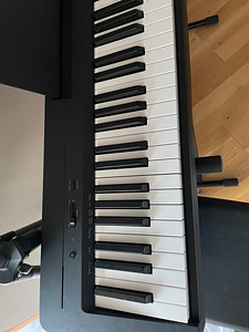 КЛАВИШНЫЙ ИНСТРУМЕНТ YAMAHA P45 НОВЫЙ (2 фото из 2)