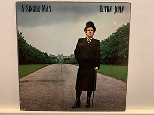 Elton John "A Single Man" (Винил) (1 фото из 6)