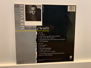 Элтон Джон "Breaking Hearts" (Винил) (6 фото из 6)