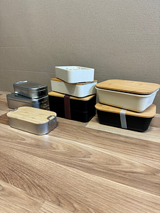 Ланч-боксы (lunch box) различные модели (оптом) (1 фото из 4)