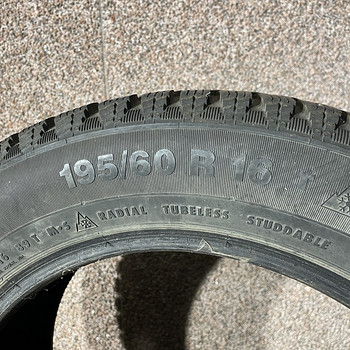 Шипованные шины Continental Contilce Contact 195/60 R16