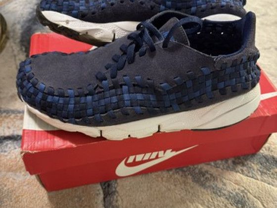 Продам кроссовки Nike