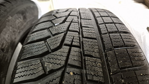 Hankook WINTER I*CEPT EVO2 97H XL M+S (3 foto / 9)