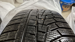 Hankook WINTER I*CEPT EVO2 97H XL M+S (4 foto / 9)