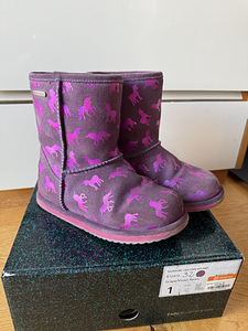 Зимние сапоги UGG 32 (2 фото из 4)
