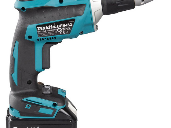 Шуруповерт Makita DFS452, Без АКБ, Насадки, Кейс