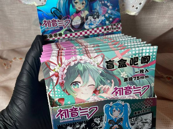Märgid Hatsune Miku'ga, Значки с Хатсуне Мику!