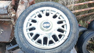 Goodyear Ultragrip 500 (1 фото из 4)