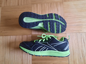 Reebok tossud nr 36 (2 фото из 3)