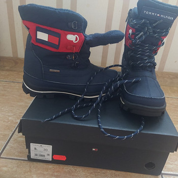 Tommy Hilfiger saapad, 30