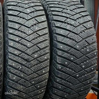 R17 rehvid 215 65 17 goodyear 8mm 2tk alles