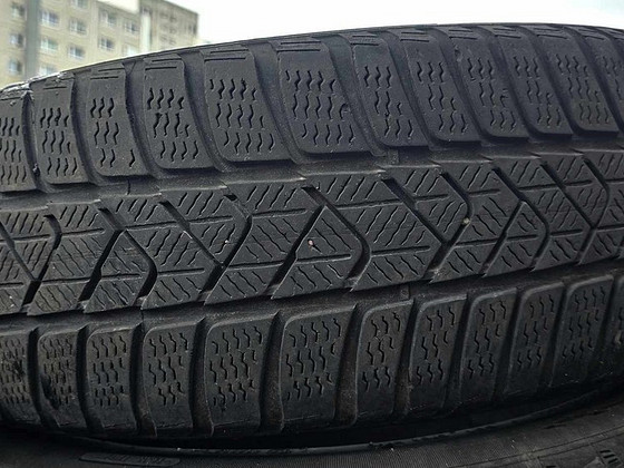 Шины R17 205 60 17 Pirelli 5мм 4шт dot21