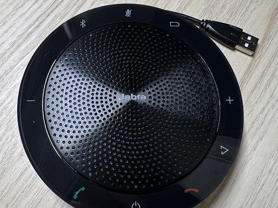 Колонка Jabra Speak