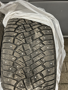 Шипованные шины Continental IceContact 2 275/40R21 T-XL (5 фото из 8)