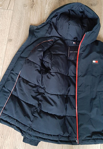 Hilfiger,152 talve jope (5 foto / 6)