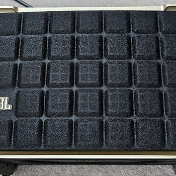 JBL AUTHENTICS 200 Колонка