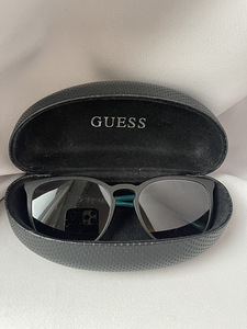 Guess prillid, originaal, vähe kasutatud (1 foto / 6)