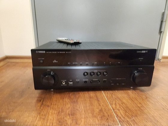 Yamaha RX-V771 7.2 Audio Video Receiver USB, LAN