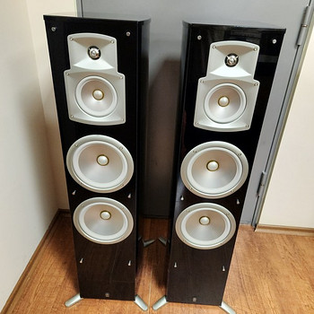 Yamaha NS-777 3-Way Loudspeaker System
