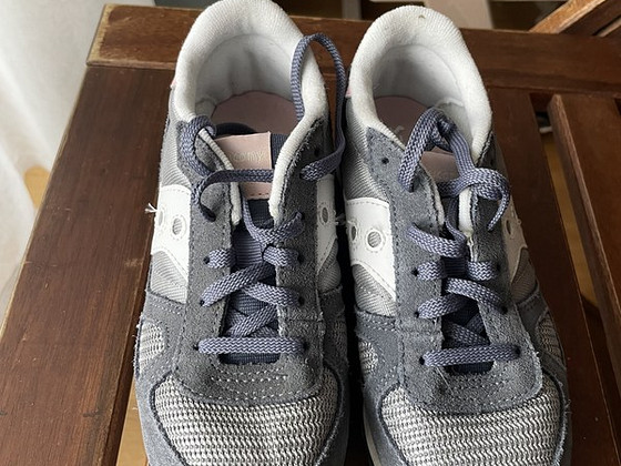 Tossud Saucony. Suurus 31