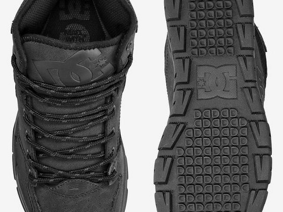 DC VERSATILE HI WR SHOES (BLACK BLACK BLACK)