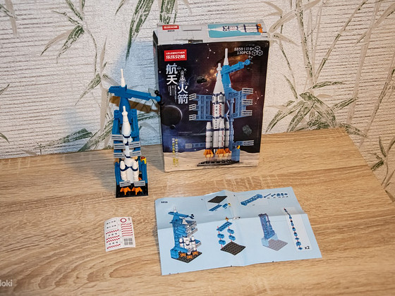 Lego ракета