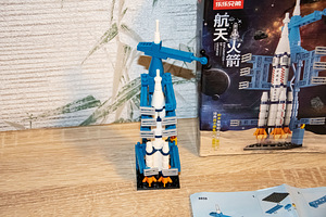 Lego ракета (2 фото из 3)