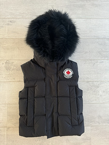 Uus Dsquared2 vest (1 foto / 8)