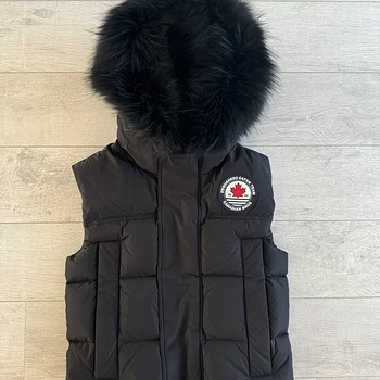 Uus Dsquared2 vest
