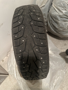 Yokohama Rehvid 195/65r15 (2 foto / 4)