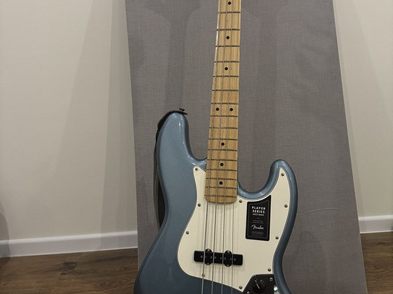 Bass guitar ''Fender Jazz Bass''