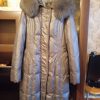 Пуховик женский