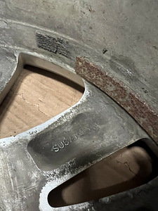 Subaru Tribeca R18 valuvelgede komplekt (5 foto / 5)
