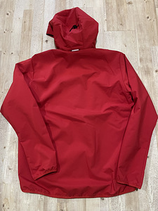 Peak Performance meeste softshell jope, uus! (2 foto / 5)