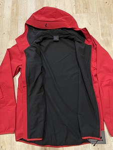 Peak Performance meeste softshell jope, uus! (3 foto / 5)