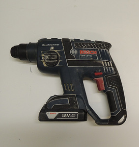Akupuurvasar Bosch GBH 18 V-Li + aku 1,5Ah + laadija +kohver (3 foto / 5)