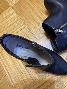 Сапоги Michael Kors (1 фото из 3)