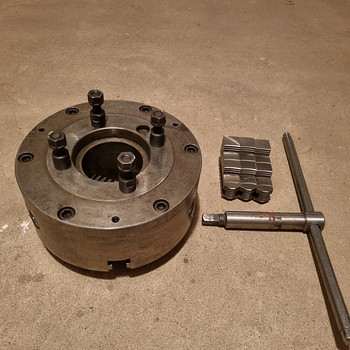 Токарный патрон 250mm