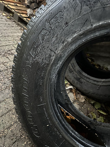 Kasutatud talverehvid maasturile (4 rehvid) (8 foto / 9)