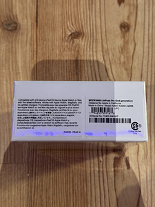 AirPods 2gen (подделка) (3 фото из 5)