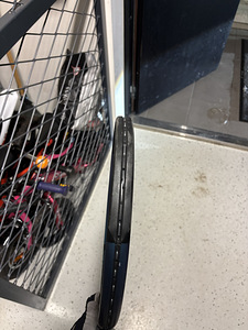 Tennisereket koos kotiga (4 foto / 6)