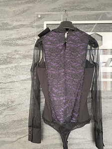 Uus pidulik body-pluus (5 foto / 6)