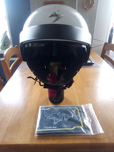 Kiiver Шлем Scorpion EXO-100 (1 фото из 2)