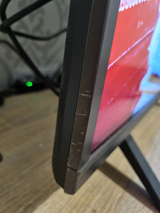 Hisense 43 uhd tv (2 foto / 3)